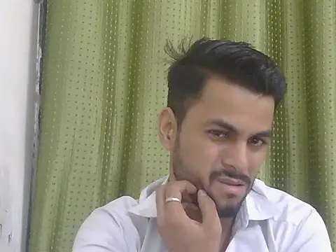 Snapshot of ursdreamperson chatting on June 23, 2026, 1:03 am ursdreamperson online show from June 23, 2026, 1:03 am