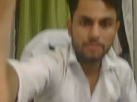 Snapshot of ursdreamperson chatting on July 25, 2026, 2:23 pm ursdreamperson online show from July 25, 2026, 2:23 pm