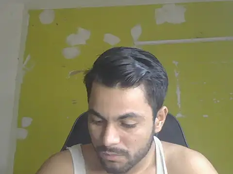 Snapshot of ursdreamperson chatting on July 14, 2026, 12:55 pm ursdreamperson online show from July 14, 2026, 12:55 pm