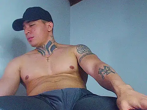 Snapshot of cristopher_22cm chatting on June 2, 2026, 3:06 am cristopher 22cm online show from June 2, 2026, 3:06 am