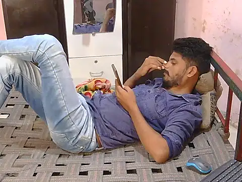 krishjaat43 online show from May 5, 2026, 4:48 am