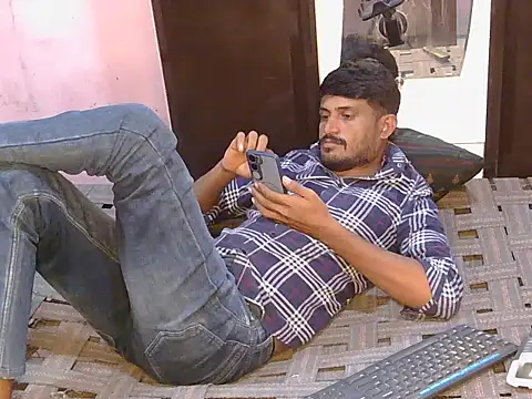 Snapshot of krishjaat43 chatting on July 13, 2026, 7:40 am krishjaat43 online show from July 13, 2026, 7:40 am