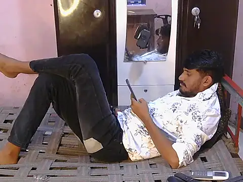 Snapshot of krishjaat43 chatting on July 23, 2026, 9:06 am krishjaat43 online show from July 23, 2026, 9:06 am