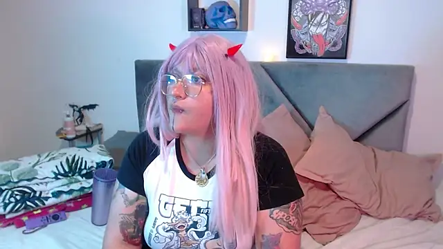 XxGreenGoodxX online show from February 7, 2026, 8:28 pm