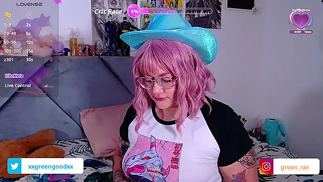 Snapshot of XxGreenGoodxX chatting on October 15, 2025, 7:44 pm XxGreenGoodxX online show from October 15, 2025, 7:44 pm