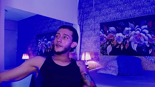 Snapshot of jonas_conor chatting on November 19, 2025, 7:25 pm jonas conor online show from November 19, 2025, 7:25 pm