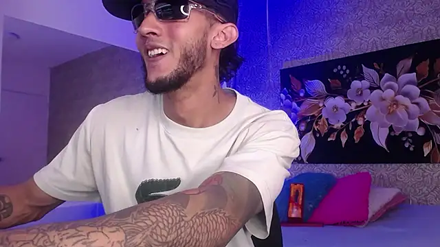 jonas conor online show from December 16, 2025, 7:18 pm