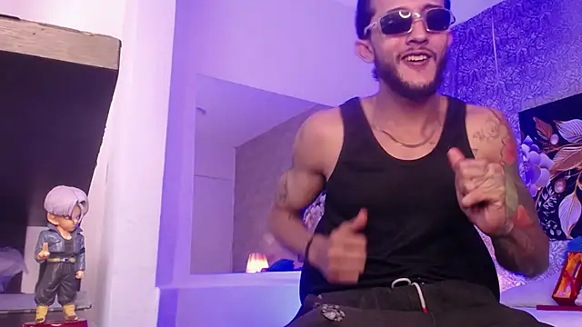 Snapshot of jonas_conor chatting on December 3, 2025, 7:46 pm jonas conor online show from December 3, 2025, 7:46 pm