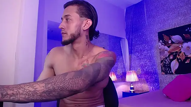 Snapshot of jonas_conor chatting on November 7, 2025, 8:35 pm jonas conor online show from November 7, 2025, 8:35 pm