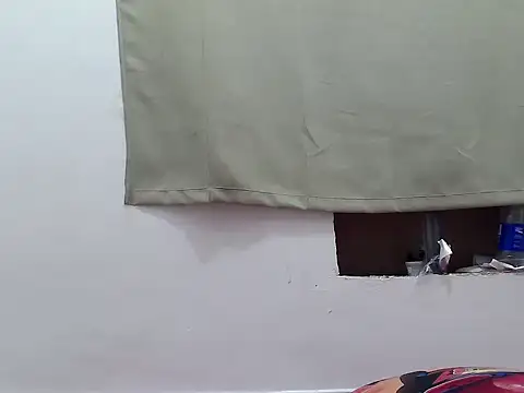 Snapshot of Ursexychixxx_4u chatting on May 15, 2026, 9:13 pm Ursexychixxx 4u online show from May 15, 2026, 9:13 pm