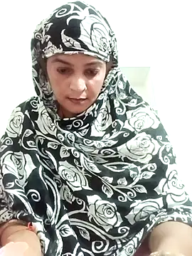 Chhaya hot online show from October 15, 2025, 9:34 pm