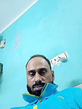 Snapshot of amitkumarkangra chatting on December 15, 2025, 2:56 pm amitkumarkangra online show from December 15, 2025, 2:56 pm