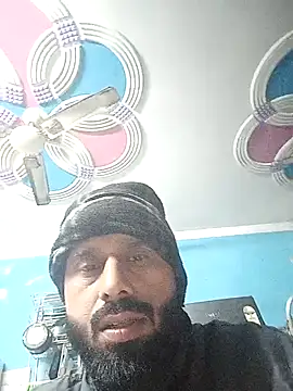 Snapshot of amitkumarkangra chatting on November 28, 2025, 1:28 am amitkumarkangra online show from November 28, 2025, 1:28 am