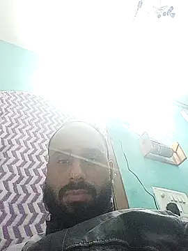 Snapshot of amitkumarkangra chatting on November 5, 2025, 12:58 am amitkumarkangra online show from November 5, 2025, 12:58 am