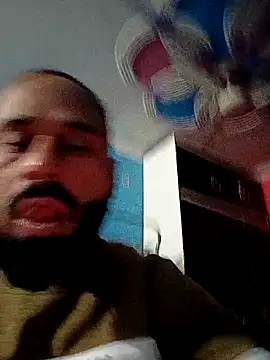 Snapshot of amitkumarkangra chatting on November 27, 2025, 1:17 am amitkumarkangra online show from November 27, 2025, 1:17 am