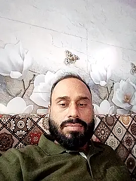 Snapshot of amitkumarkangra chatting on October 26, 2025, 3:01 pm amitkumarkangra online show from October 26, 2025, 3:01 pm