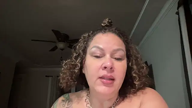 number1slut online show from October 23, 2025, 11:42 am