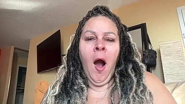 number1slut online show from April 30, 2026, 1:07 pm