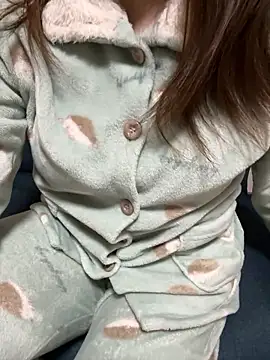 mayu06000 online show from March 14, 2026, 4:57 pm