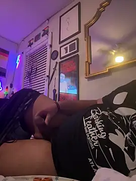 Snapshot of TheGreenEyedBear chatting on October 19, 2025, 9:01 am TheGreenEyedBear online show from October 19, 2025, 9:01 am