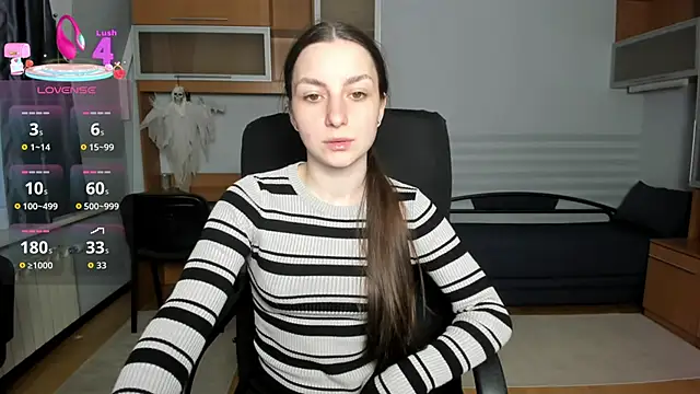 WoowSara online show from September 30, 2025, 3:18 pm