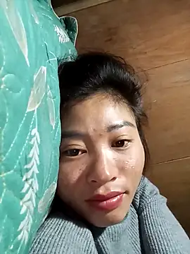 Snapshot of Phuongphuongg chatting on November 4, 2025, 8:23 pm Phuongphuongg online show from November 4, 2025, 8:23 pm