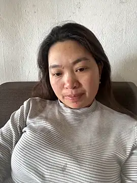 Nhung584 online show from October 25, 2025, 3:38 am