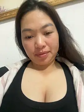 Nhung584 online show from September 26, 2025, 12:12 pm