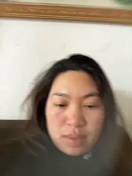 Nhung584 online show from November 5, 2025, 1:20 am