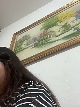 Nhung584 online show from October 2, 2025, 1:47 pm