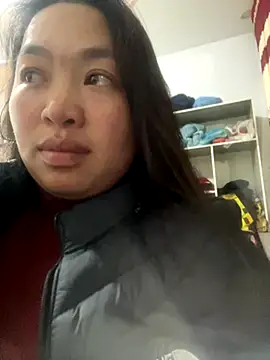 Nhung584 online show from November 29, 2025, 1:33 pm