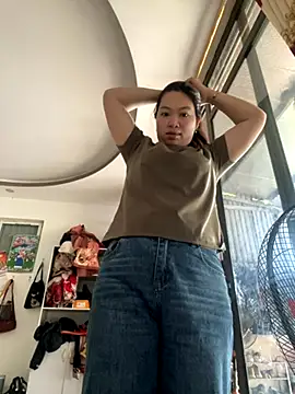 Nhung584 online show from September 10, 2025, 2:21 am
