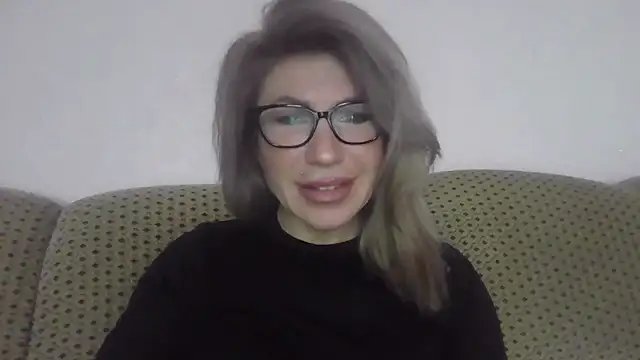 fox red lady7 online show from February 11, 2026, 1:55 pm