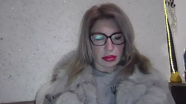 fox red lady7 online show from February 12, 2026, 3:34 pm