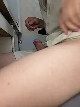 Snapshot of sonwmelt1 chatting on September 22, 2025, 6:08 am sonwmelt1 online show from September 22, 2025, 6:08 am