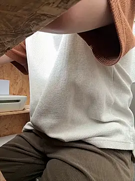 Snapshot of sonwmelt1 chatting on September 13, 2025, 6:24 am sonwmelt1 online show from September 13, 2025, 6:24 am