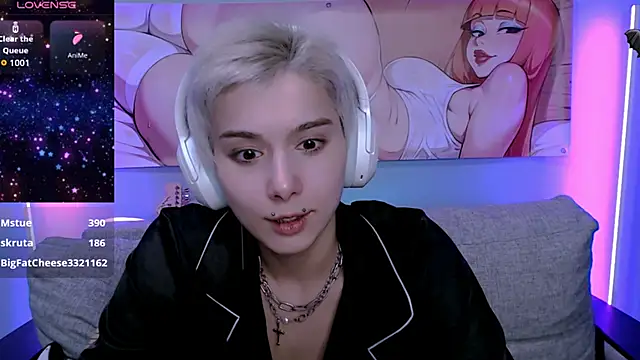 SophieAsh online show from November 8, 2025, 7:17 pm