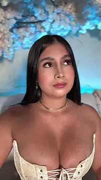 jesse veraa  online show from April 24, 2026, 1:18 am