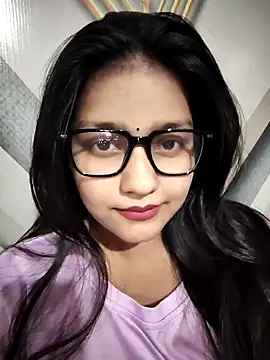 Dipali143143 online show from May 12, 2026, 2:56 pm