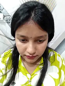 Dipali143143 online show from April 18, 2026, 8:09 pm
