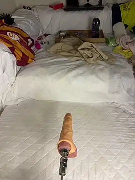 Ozge-SluttyScream69 online show from December 22, 2025, 11:05 pm