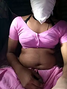 Snapshot of Rohit4500 chatting on September 21, 2025, 2:06 am Rohit4500 online show from September 21, 2025, 2:06 am