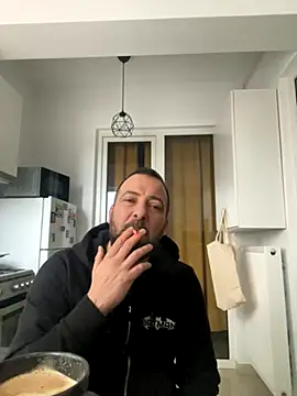 Snapshot of DavidMaros chatting on October 14, 2025, 5:52 am DavidMaros online show from October 14, 2025, 5:52 am