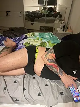 Snapshot of DavidMaros chatting on November 19, 2025, 5:29 am DavidMaros online show from November 19, 2025, 5:29 am