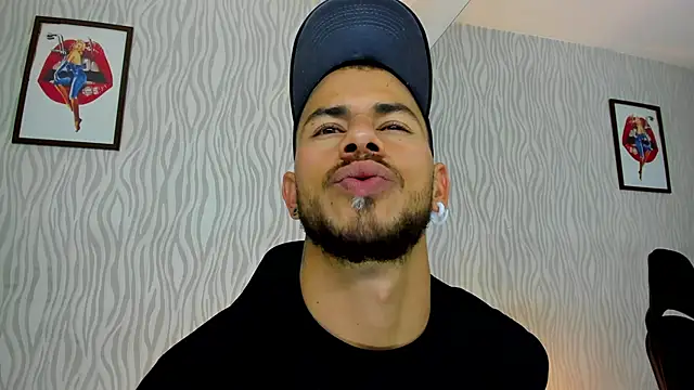 Snapshot of dylan_jacobx chatting on October 19, 2025, 3:09 am dylan jacobx online show from October 19, 2025, 3:09 am