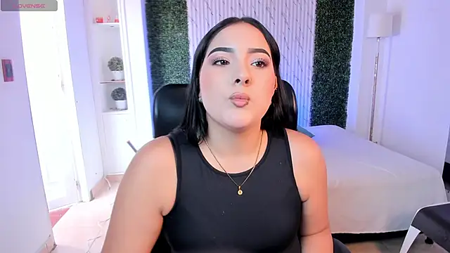 Snapshot of sofiacaramel chatting on November 1, 2025, 3:17 pm sofiacaramel online show from November 1, 2025, 3:17 pm