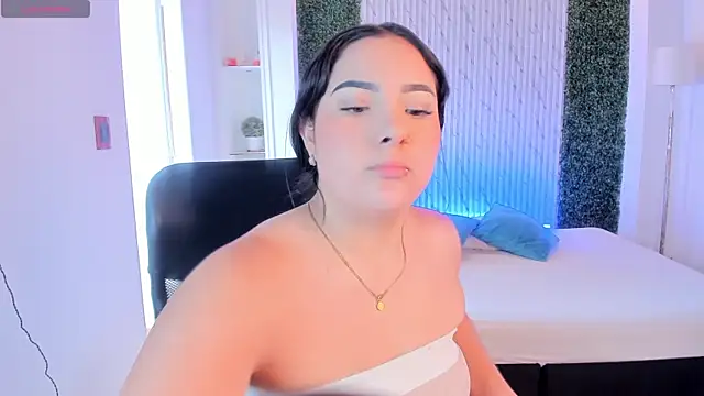 Snapshot of sofiacaramel chatting on November 5, 2025, 2:31 pm sofiacaramel online show from November 5, 2025, 2:31 pm