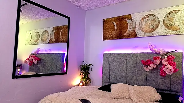 antonellastar24  online show from October 10, 2025, 8:31 pm