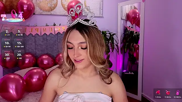 antonellastar24  online show from April 24, 2026, 8:22 pm