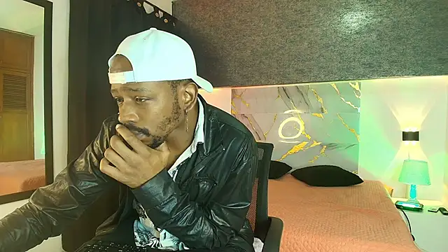 Snapshot of muller_asher chatting on November 8, 2025, 4:16 am muller asher online show from November 8, 2025, 4:16 am